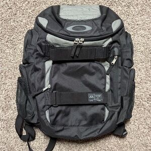 Oakley Enduro 30L 2.0